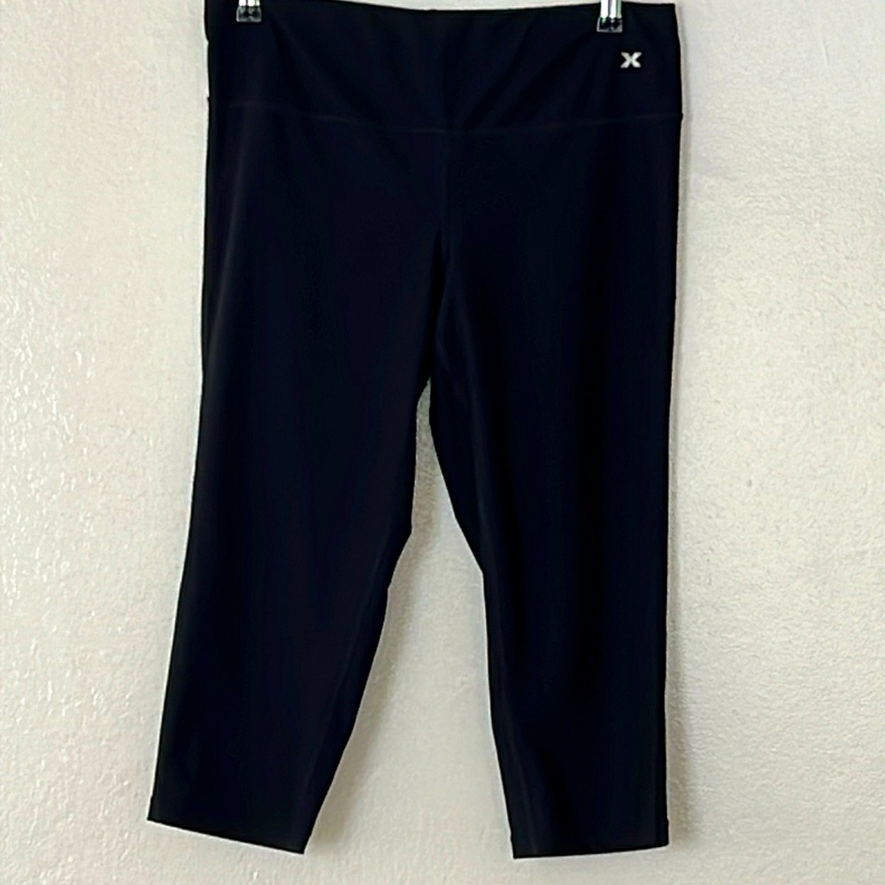 Xersion Performance Wear Cropped Pants, Black, Large